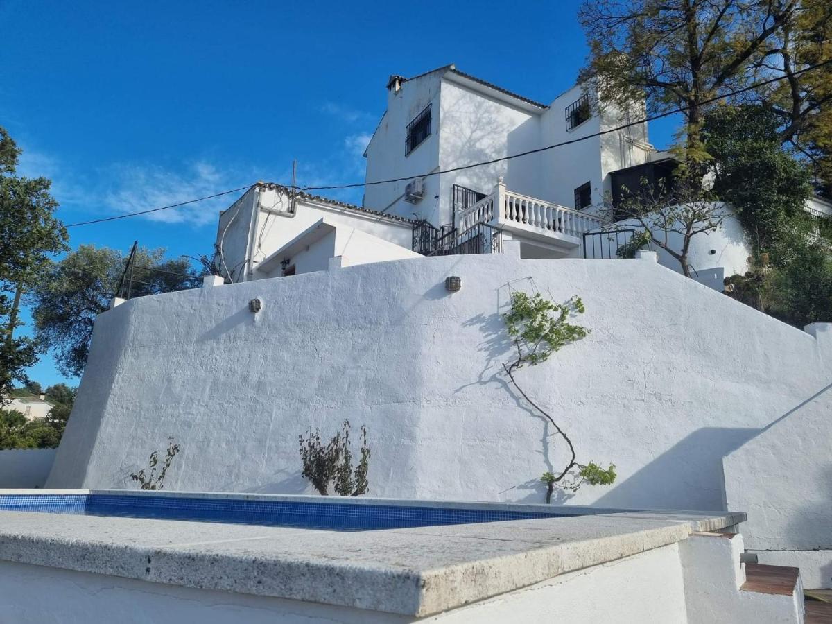Bed and Breakfast Casa Loko Коин Экстерьер фото