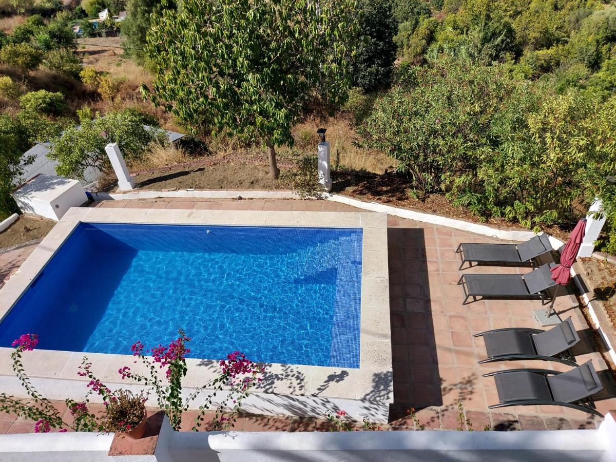 Bed and Breakfast Casa Loko Коин Экстерьер фото